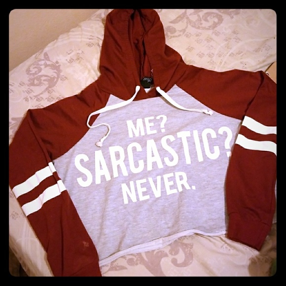 Long Sleeve Crop Top - Picture 1 of 2